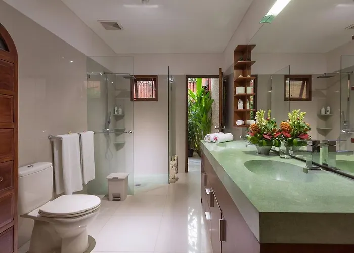 Mango Bali Seminyak (Bali)